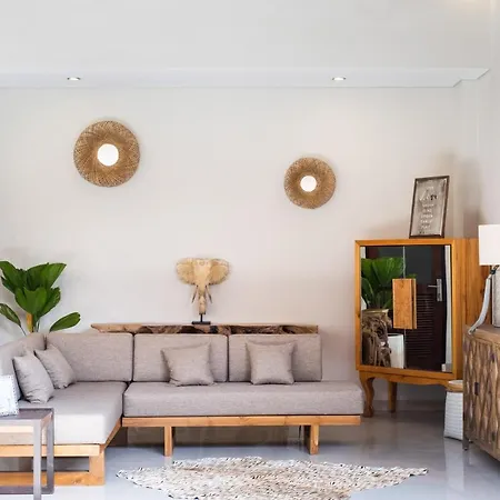 Seminyak Central Private 3 Bedrooms Villa With Swimming Pool