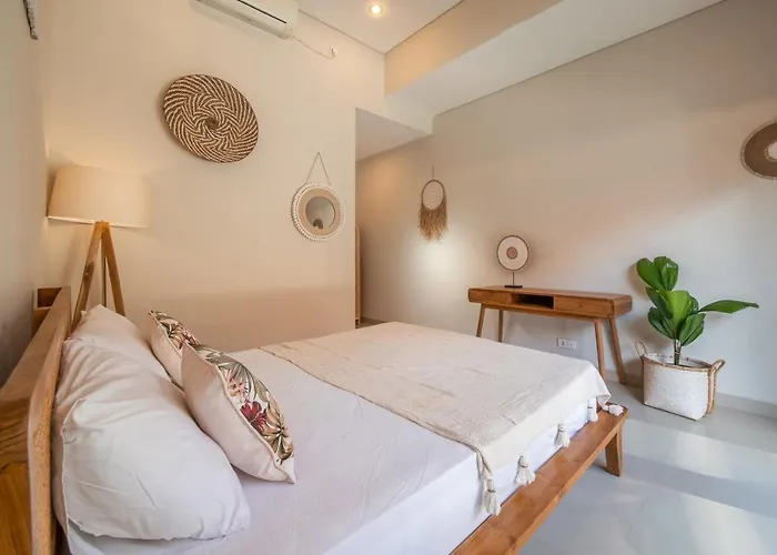 Private 3 Bedrooms With Swimming Pool *